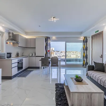 Terrace View- A Charming Two Bedrooms Penthouse Ac-Wifi Msida Exterior photo