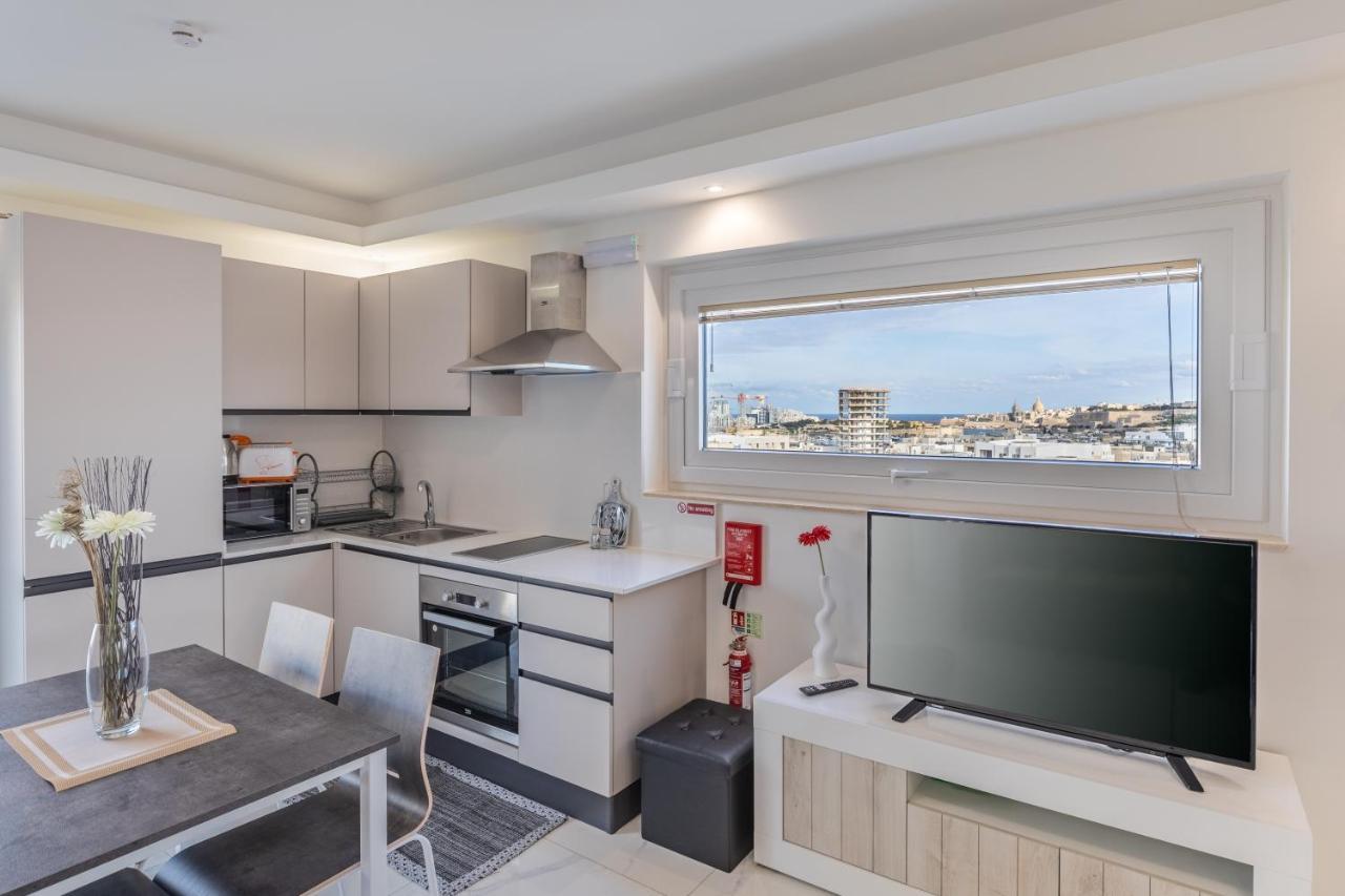 Apartment Terrace View- A Charming Two Bedrooms Penthouse Ac-Wifi *