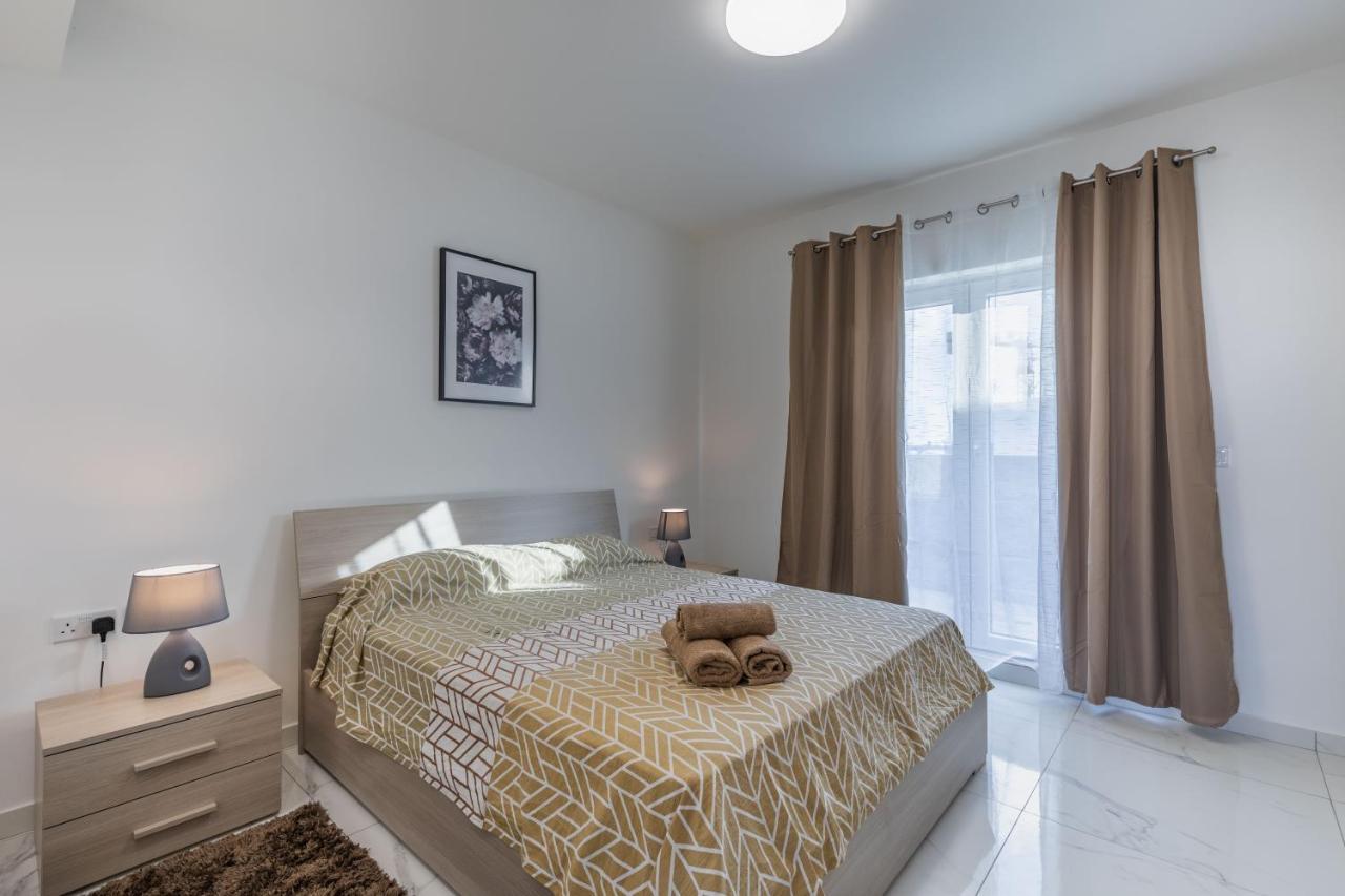 Apartment Terrace View- A Charming Two Bedrooms Penthouse Ac-Wifi