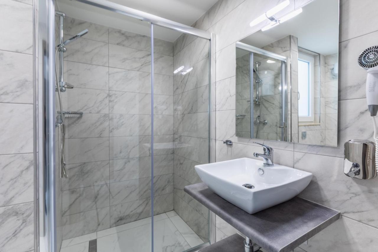 Apartment Terrace View- A Charming Two Bedrooms Penthouse Ac-Wifi