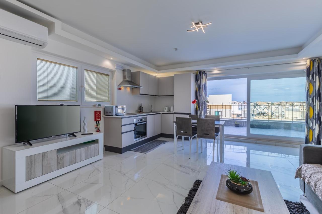 Terrace View- A Charming Two Bedrooms Penthouse Ac-Wifi * Msida
