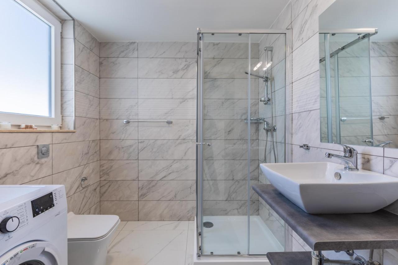 Apartment Terrace View- A Charming Two Bedrooms Penthouse Ac-Wifi