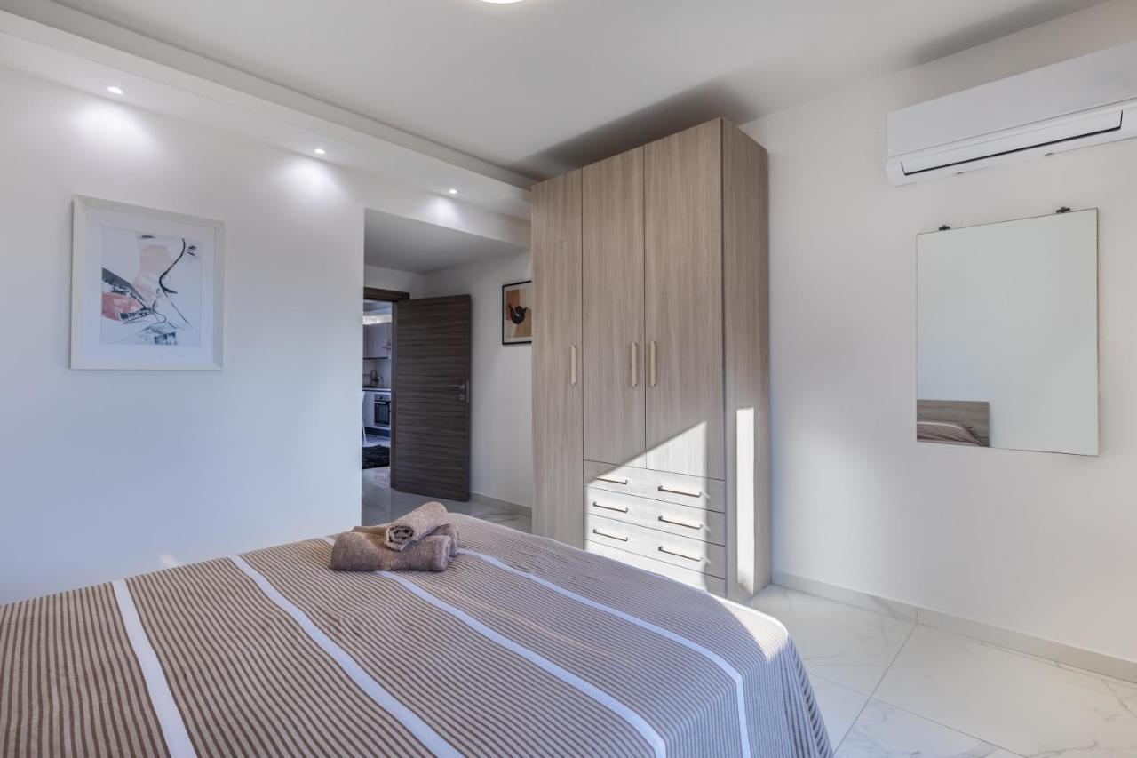 Terrace View- A Charming Two Bedrooms Penthouse Ac-Wifi * Msida