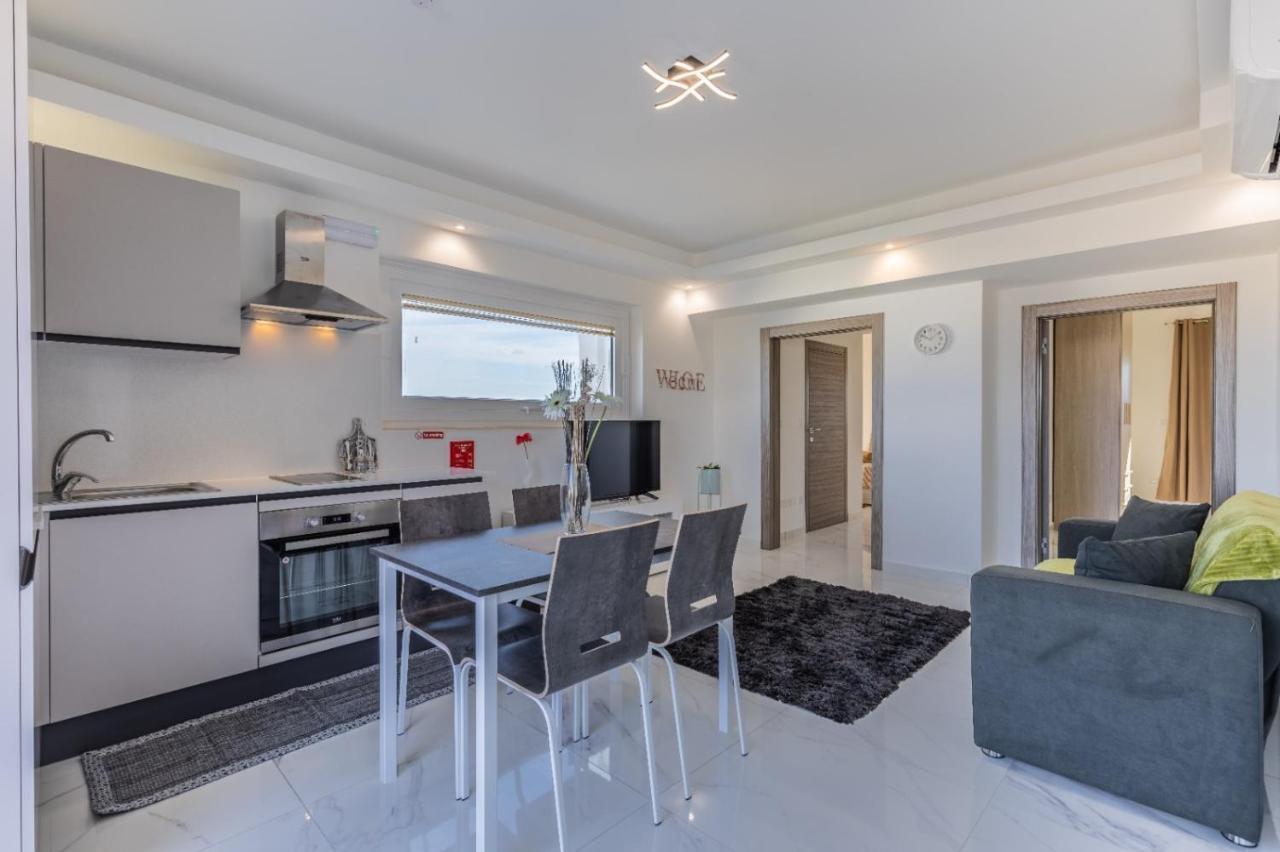 Apartment Terrace View- A Charming Two Bedrooms Penthouse Ac-Wifi Msida